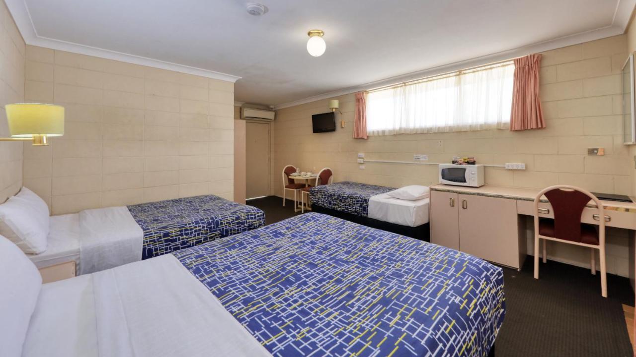 Cootamundra Gardens Motel Buitenkant foto