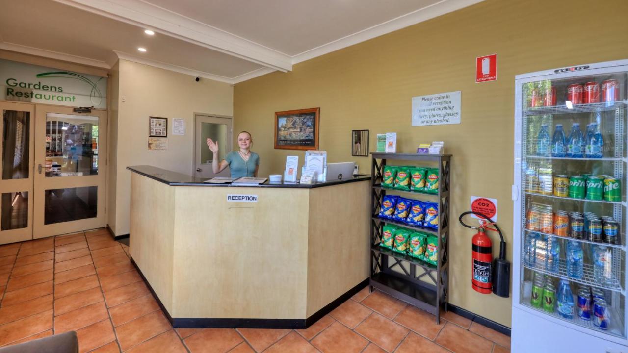 Cootamundra Gardens Motel Buitenkant foto